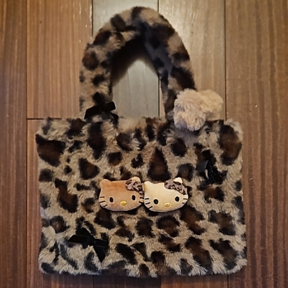 3FER!!!! HELLO KITTY BUNDLE!!! - Picture 5 of 9